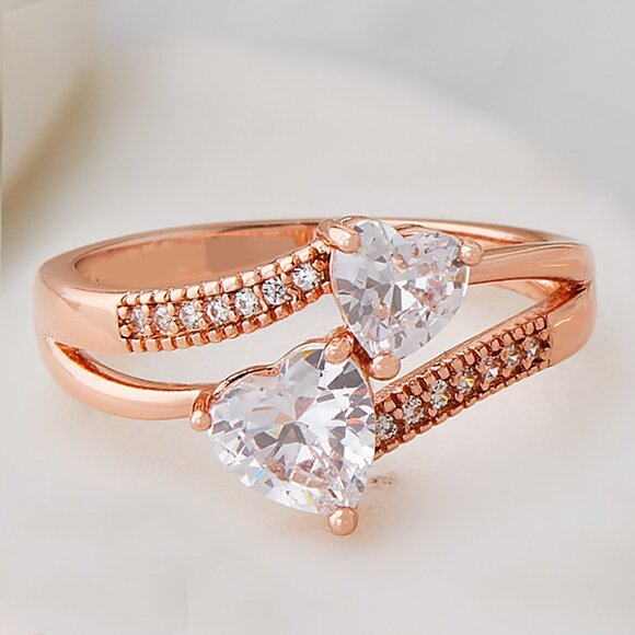 Double heart ring, 18k Rosegold finish From the Charmed Aroma - Picture 1 of 6